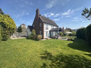 Photo 35- click for photo gallery